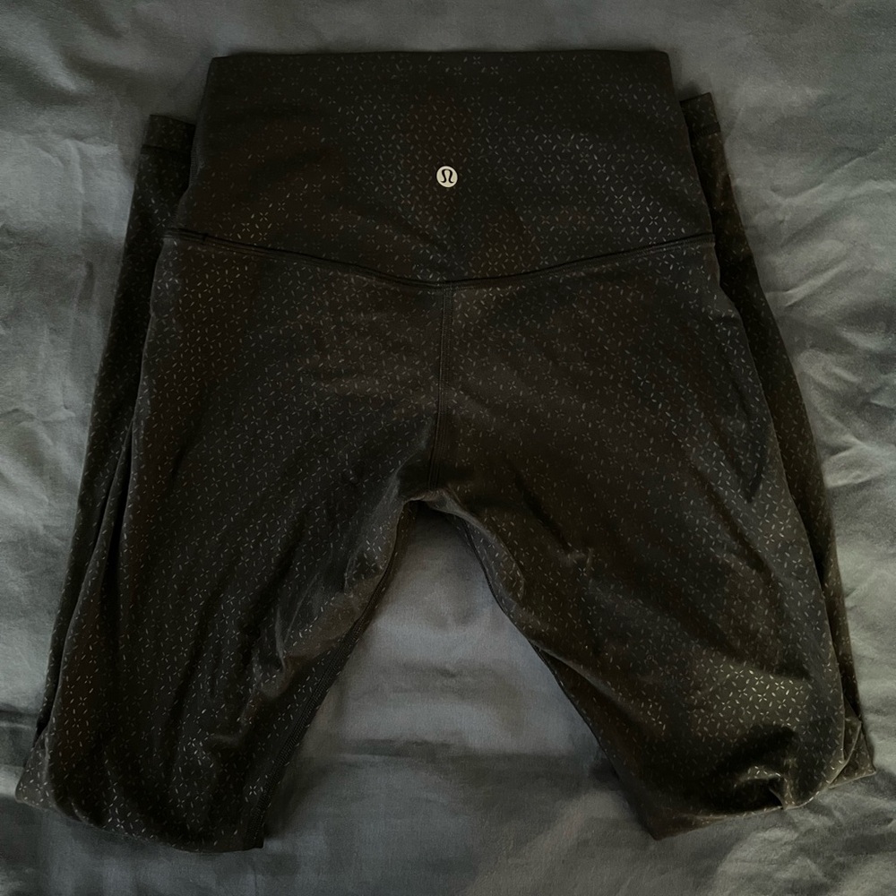 Lululemon High Rise Leggings (Black, 6)